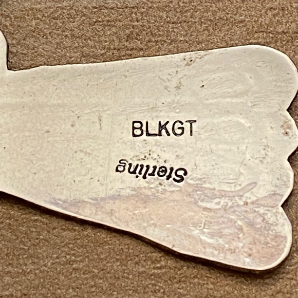 925 sterling silver Navajo signed Arnold Blackgoat cross pendant - Picture 9 of 13